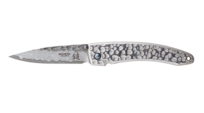 MC-0114D Нож складной Mcusta VG-10, в обкладках из дамасской стали TSUCHI (молот),