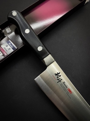 MBS-102 MURATO Basic Нож кухонный Гюито 180 мм, молибден-ванадиевая сталь, рукоять Pom пластик